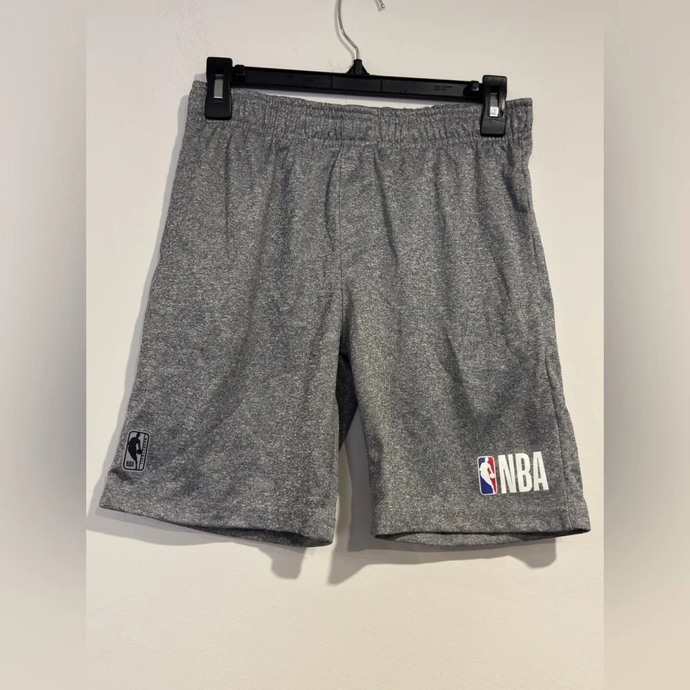 Kids NBA Gray Sweat Shorts With Pockets Size (10/12)